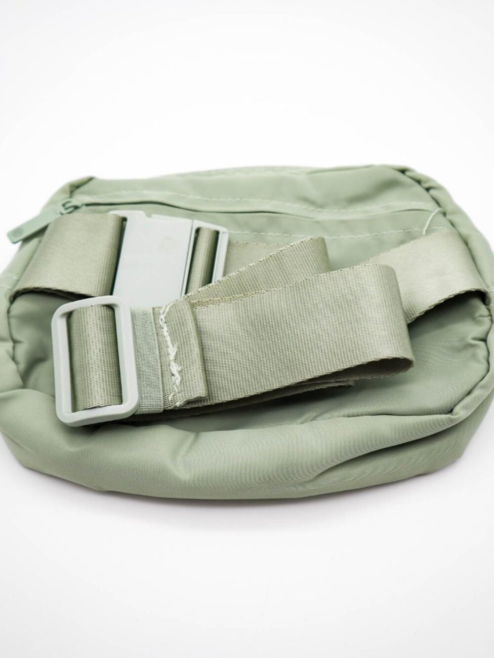 GAIAM Sidekick Waist Fanny Pack Belt Bag Sage Green Hiking Travel - Picture 4 of 6
